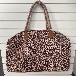 NWT 💕 Oversized Leopard Cheetah Print Weekend Tote Bag